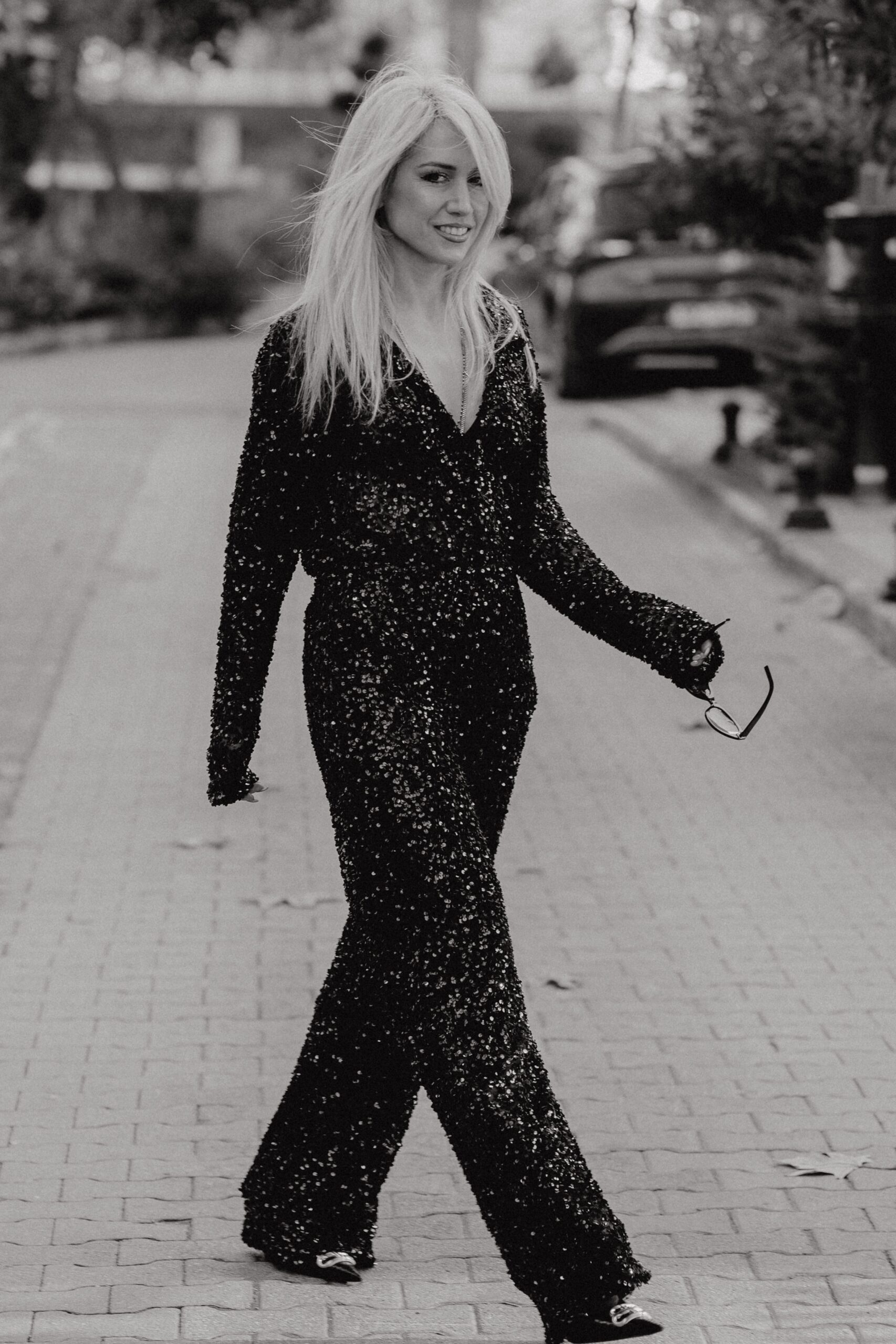 Black Luna Sequins Set - Image 4