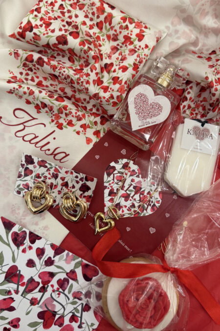 VALENTINES LOVE BOX- 6 ITEMS