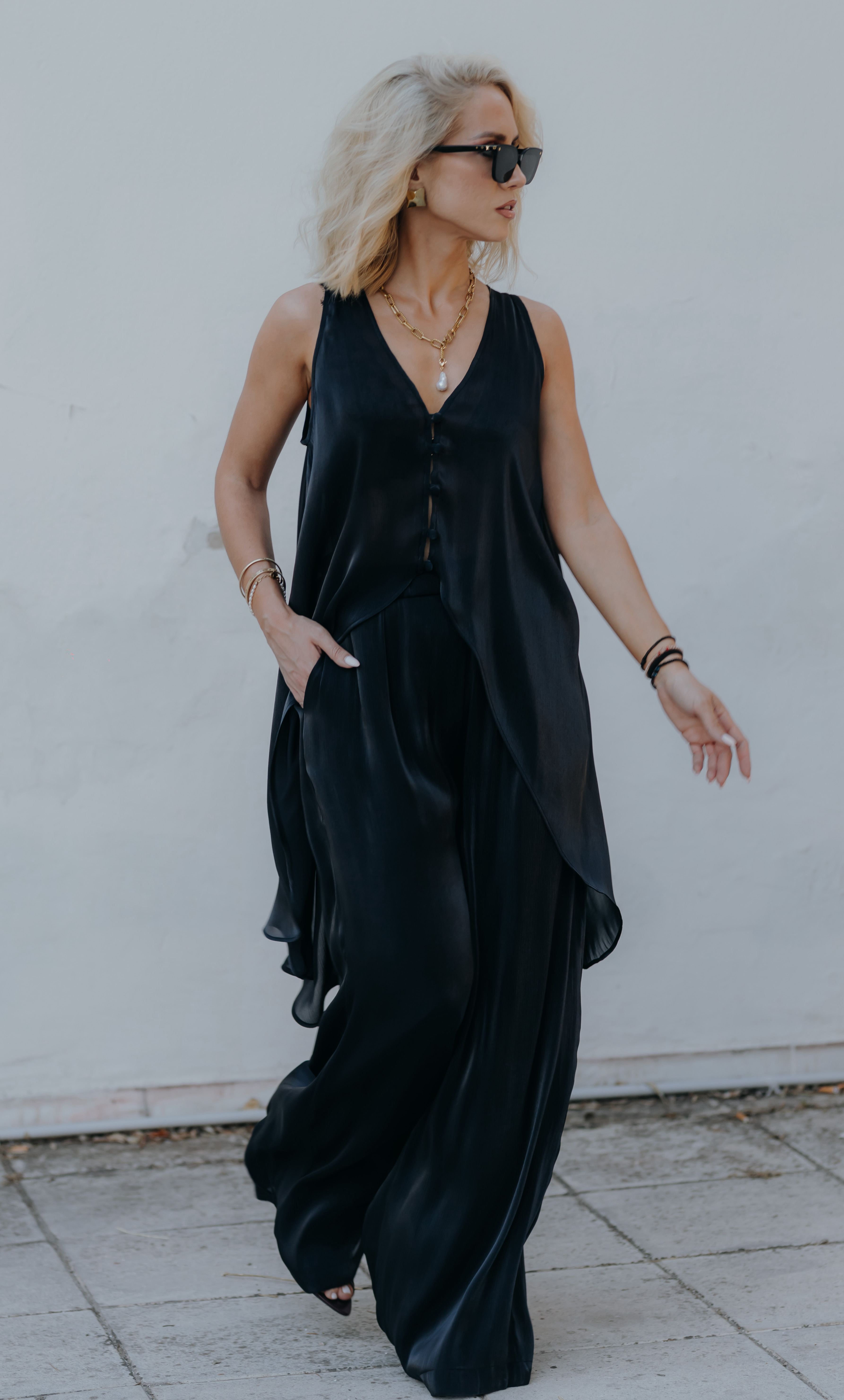 Black Ethereal Set - Image 21