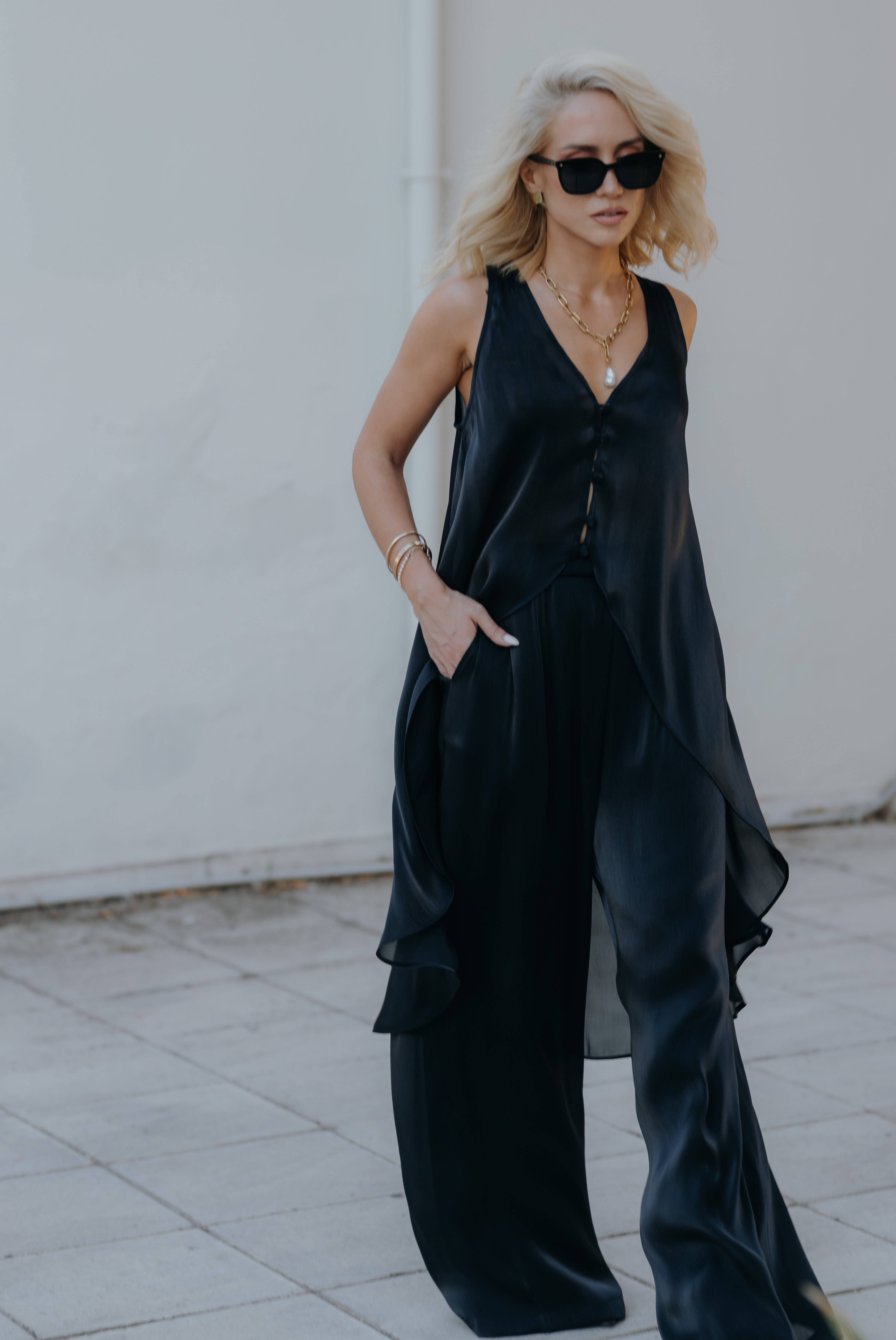 Black Ethereal Set - Image 23